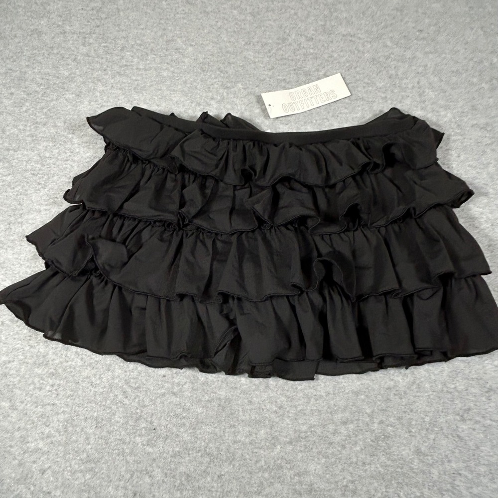 Urban Outfitters Out From Under Cammy Ruffle Skort Womens‎ XS Black Tiered Mini - Picture 2 of 6